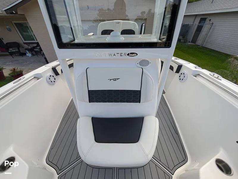 Slide: The Image of Tidewater 210 LXF 2026 - 16624174