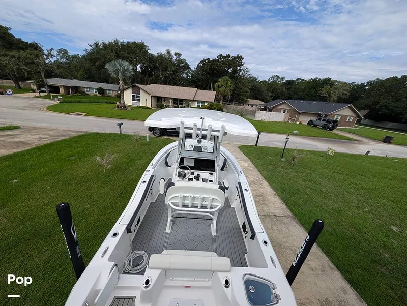 Slide: The Image of Tidewater 210 LXF 2026 - 16624239