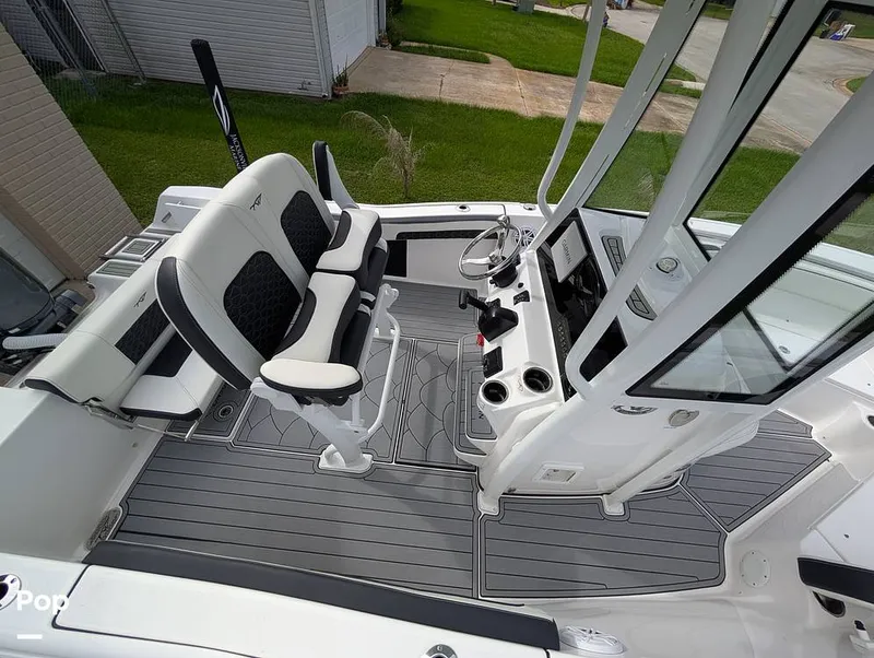 Slide: The Image of Tidewater 210 LXF 2026 - 16624236