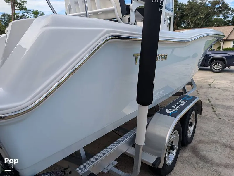 Slide: The Image of Tidewater 210 LXF 2026 - 16624084