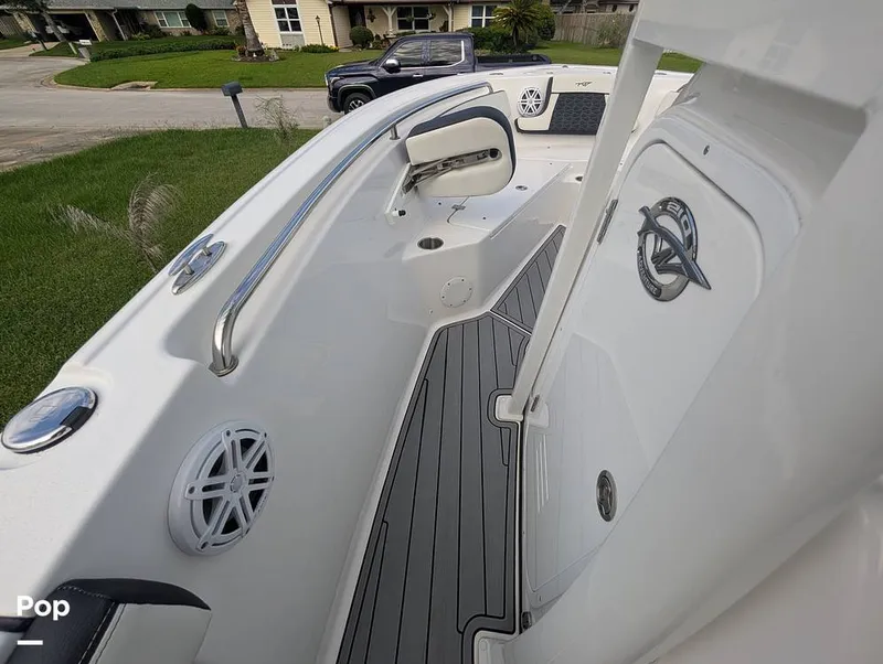Slide: The Image of Tidewater 210 LXF 2026 - 16624110