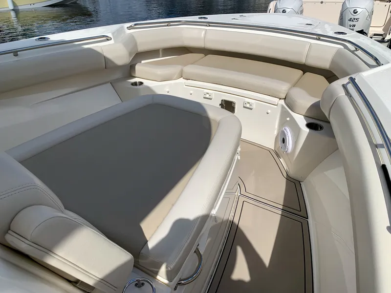 Slide: The Image of Boston Whaler 280 OUTRAGE 2017 - 13