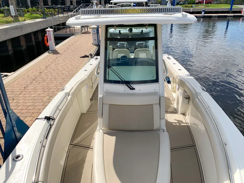 Slide: The Image of Boston Whaler 280 OUTRAGE 2017 - 14