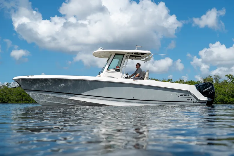 Slide: The Image of Boston Whaler 280 OUTRAGE 2017 - 31