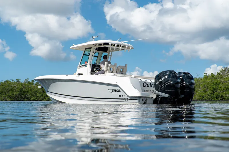 Slide: The Image of Boston Whaler 280 OUTRAGE 2017 - 33