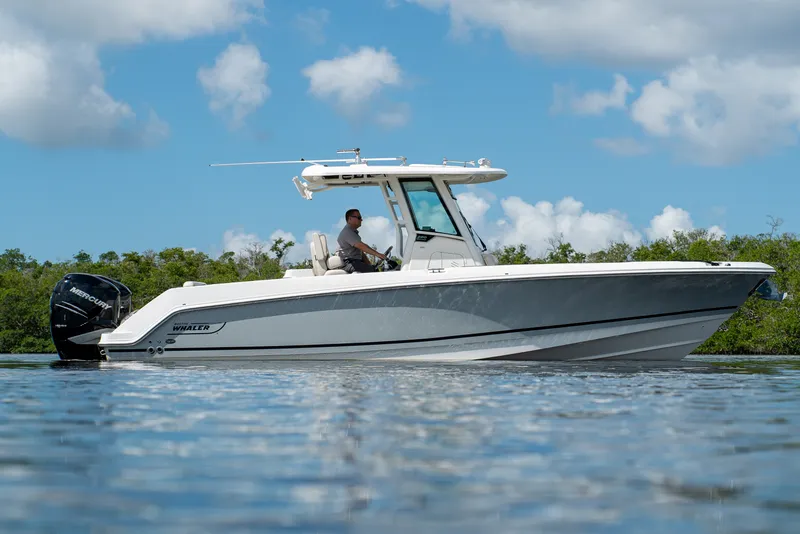 Slide: The Image of Boston Whaler 280 OUTRAGE 2017 - 39