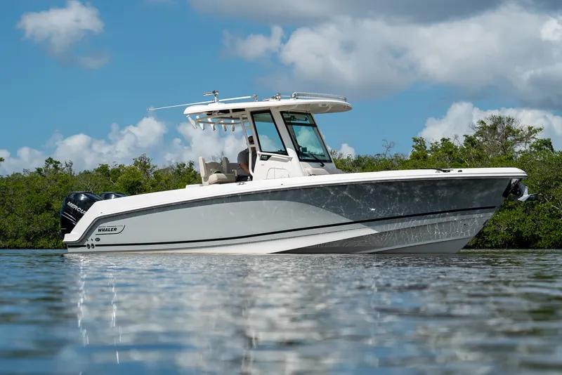 Slide: The Image of Boston Whaler 280 OUTRAGE 2017 - 41