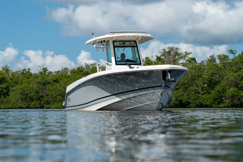 Slide: The Image of Boston Whaler 280 OUTRAGE 2017 - 42