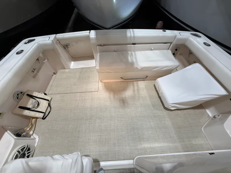 Slide: The Image of Tiara 3500 OPEN 2000 - 10