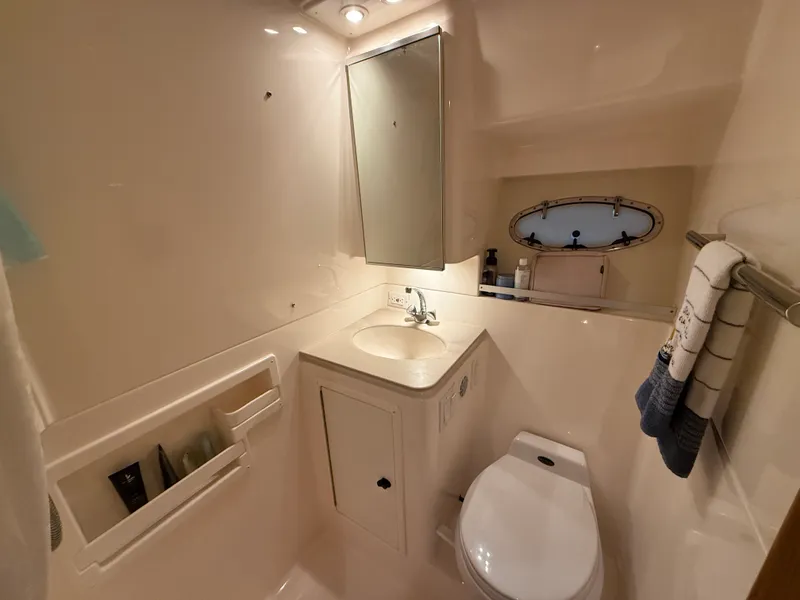 Slide: The Image of Tiara 3500 OPEN 2000 - 30