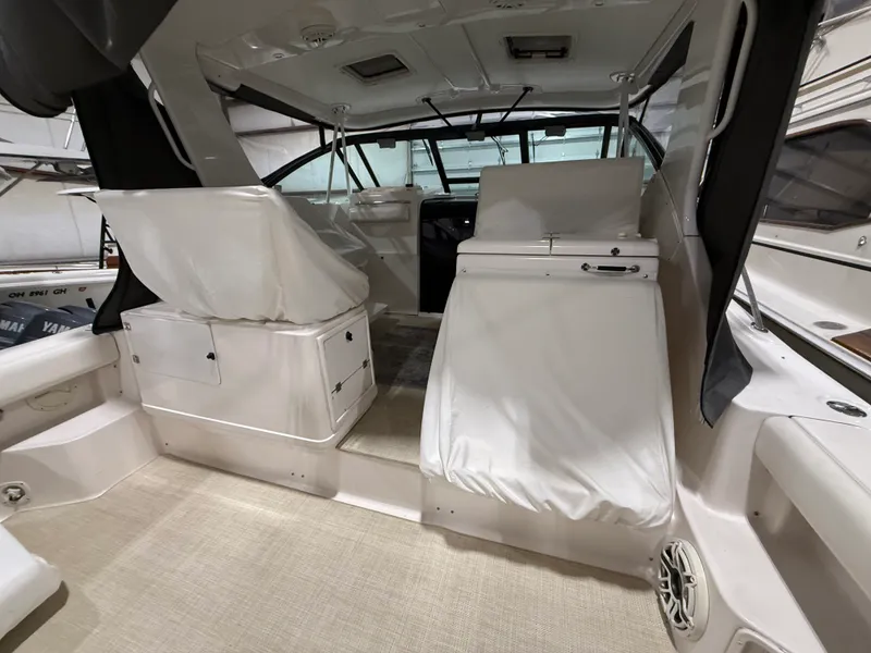 Slide: The Image of Tiara 3500 OPEN 2000 - 9