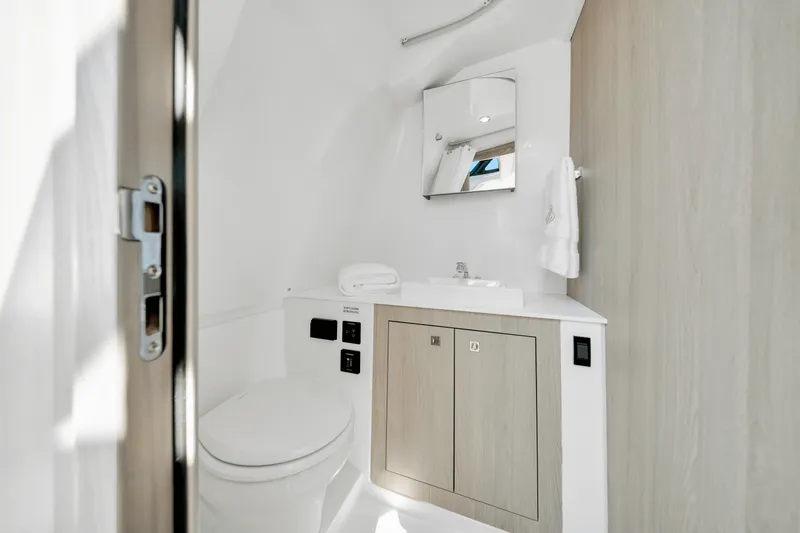 Slide: The Image of Cruisers Yachts 38 VTR EC 2026 - 34