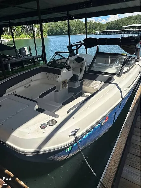 Slide: The Image of Bayliner DX2250 2021 - 16704689