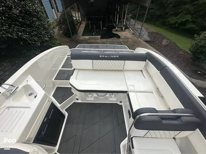 Slide: The Image of Bayliner DX2250 2021 - 16704694