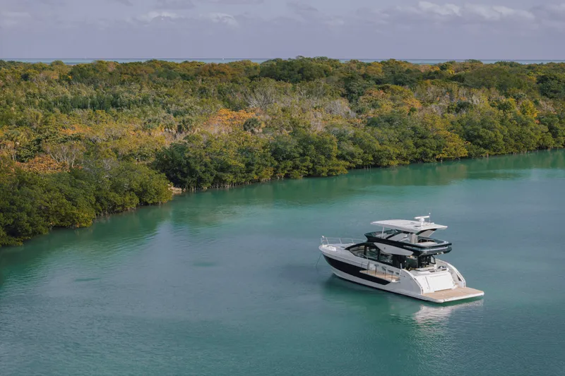 Slide: The Image of Cruisers 57 FLY 2026 - 11