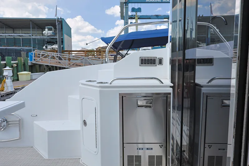 Slide: The Image of Cruisers 42 Cantius 2026 - 40