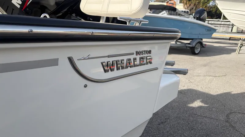 Slide: The Image of Boston Whaler 170 Montauk 2026 - 37