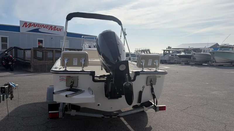 Slide: The Image of Boston Whaler 170 Montauk 2026 - 4
