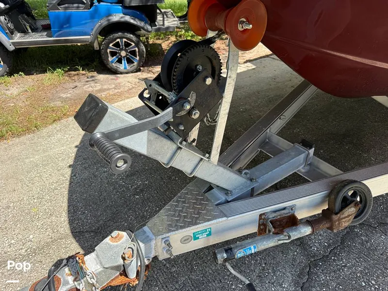 Slide: The Image of Hurricane SunDeck 187 Outboard 2021 - 16648623