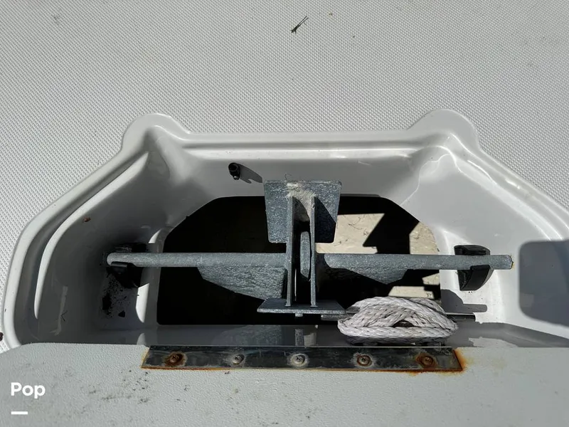 Slide: The Image of Hurricane SunDeck 187 Outboard 2021 - 16648557