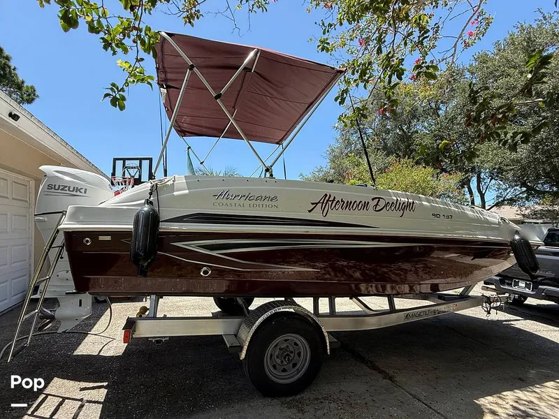 Slide: The Image of Hurricane SunDeck 187 Outboard 2021 - 16648504
