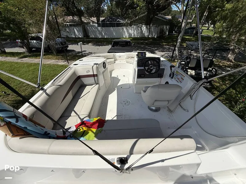 Slide: The Image of Hurricane SunDeck 187 Outboard 2021 - 16648521