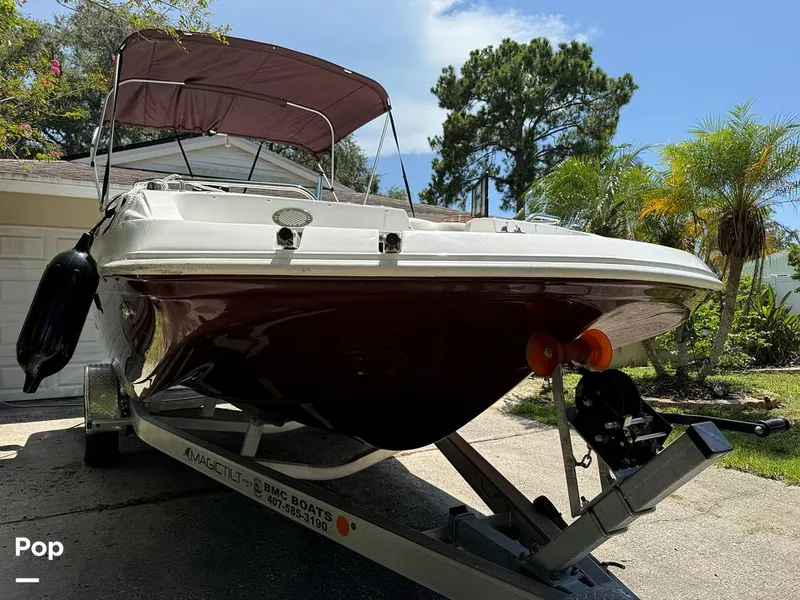 Slide: The Image of Hurricane SunDeck 187 Outboard 2021 - 16648579