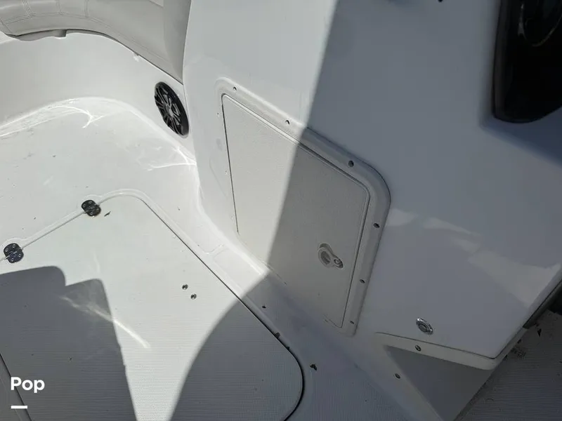 Slide: The Image of Hurricane SunDeck 187 Outboard 2021 - 16648543