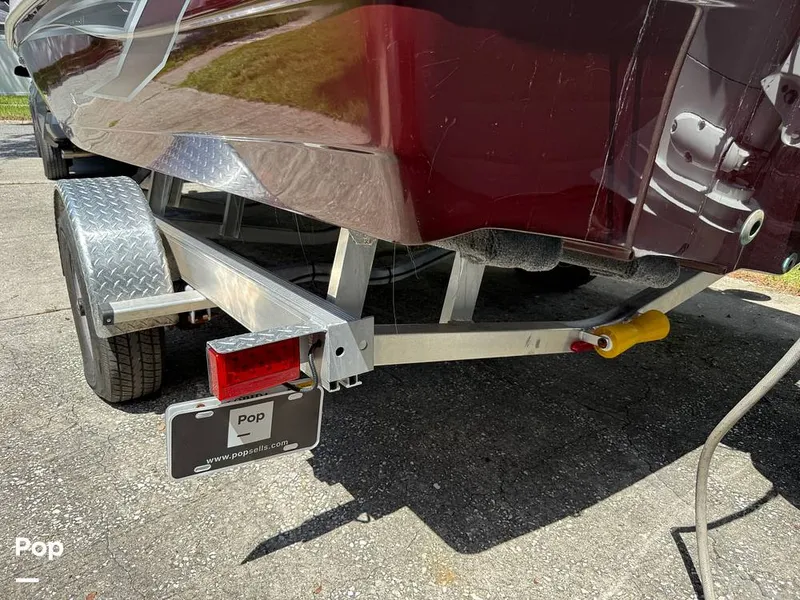 Slide: The Image of Hurricane SunDeck 187 Outboard 2021 - 16648615