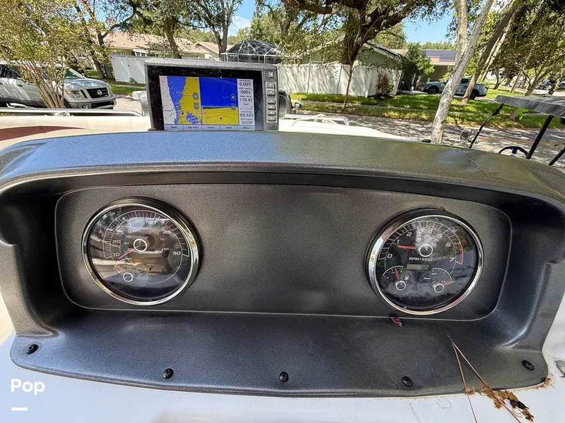 Slide: The Image of Hurricane SunDeck 187 Outboard 2021 - 16648535