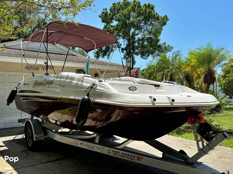 Slide: The Image of Hurricane SunDeck 187 Outboard 2021 - 16648506