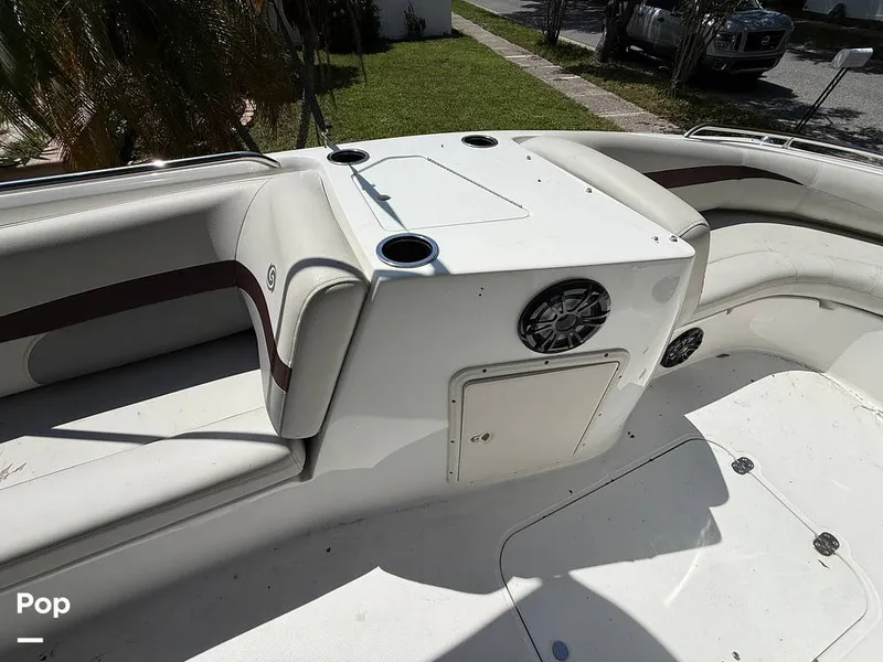Slide: The Image of Hurricane SunDeck 187 Outboard 2021 - 16648527