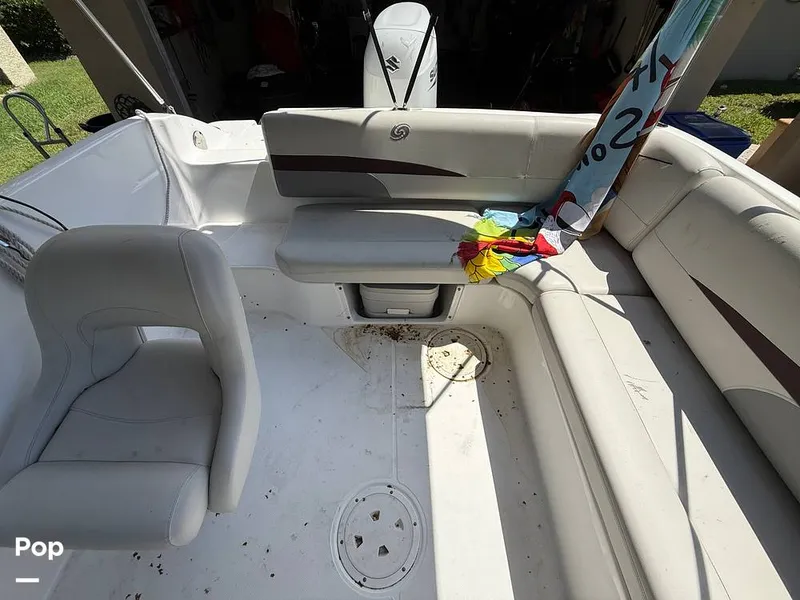 Slide: The Image of Hurricane SunDeck 187 Outboard 2021 - 16648522