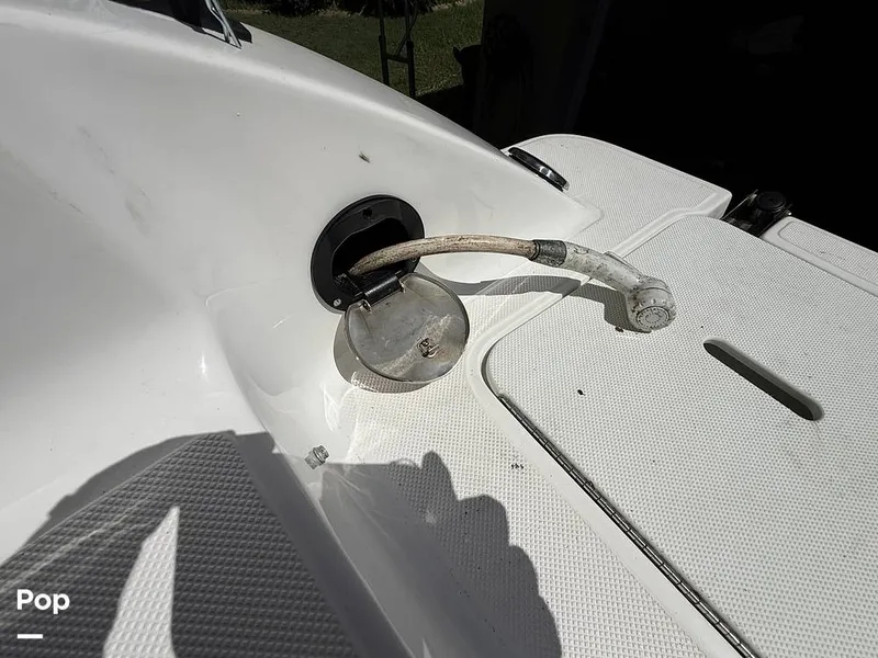 Slide: The Image of Hurricane SunDeck 187 Outboard 2021 - 16648540