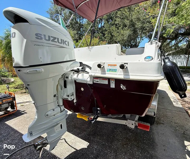 Slide: The Image of Hurricane SunDeck 187 Outboard 2021 - 16648589