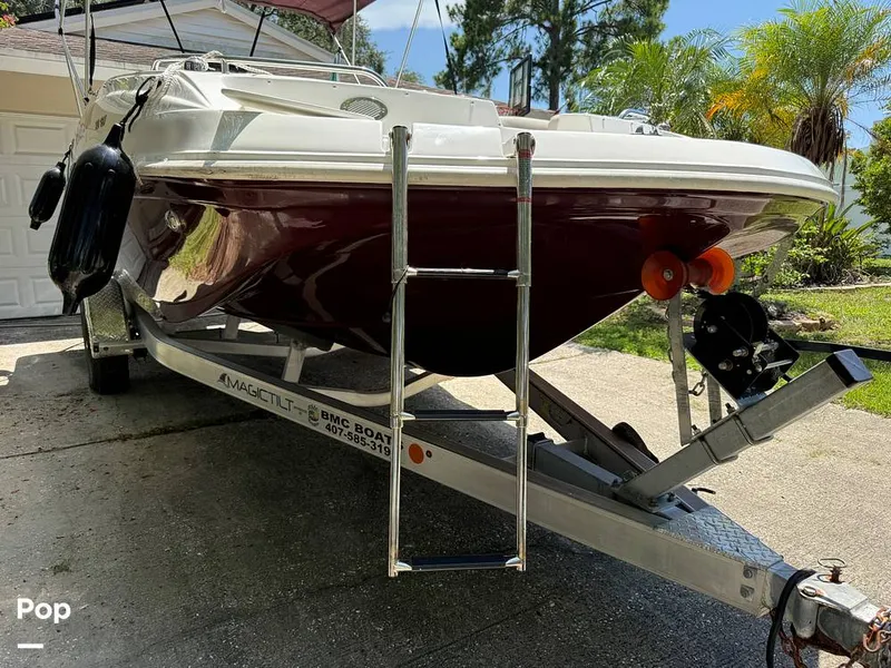Slide: The Image of Hurricane SunDeck 187 Outboard 2021 - 16648581