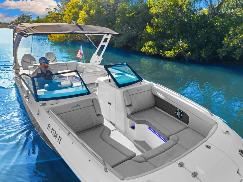 Slide: The Image of Sea Ray SDX 290 OB 2023 - 8