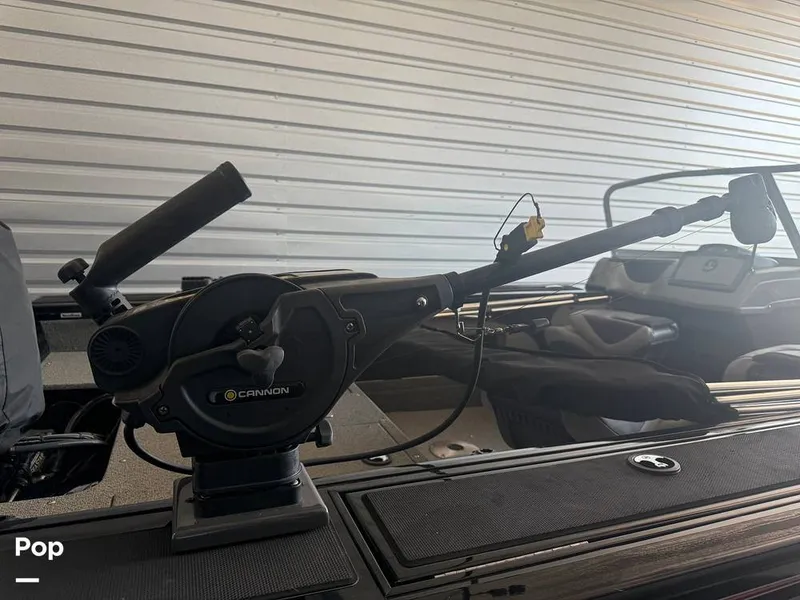 Slide: The Image of Tracker TARGA V-19WT COMBO 2019 - 16719583