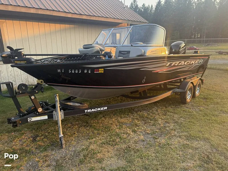 The Image of Tracker TARGA V-19WT COMBO 2019 - 16667182