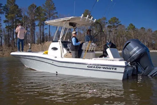 Slide: The Image of Grady-White 231 CE 2026 - 11