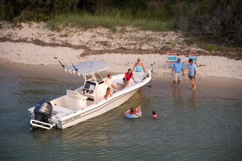 Slide: The Image of Grady-White 231 CE 2026 - 4