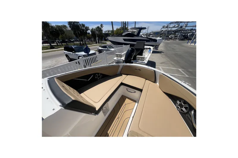 Slide: The Image of Sea Ray SPX 210 Outboard 2026 - 20