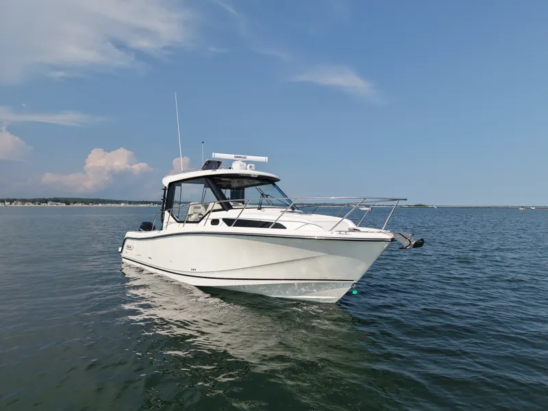 Slide: The Image of Boston Whaler 325 Conquest 2026 - 3