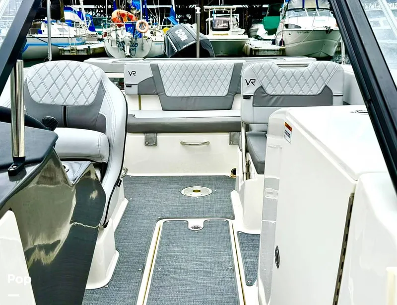 Slide: The Image of Bayliner VR6 2023 - 16705884