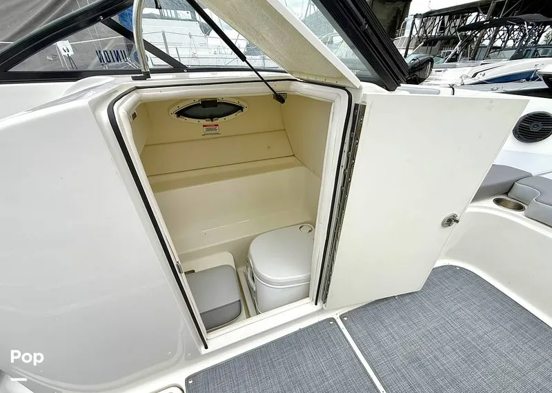 Slide: The Image of Bayliner VR6 2023 - 16705887