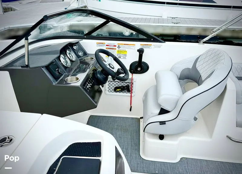 Slide: The Image of Bayliner VR6 2023 - 16705871