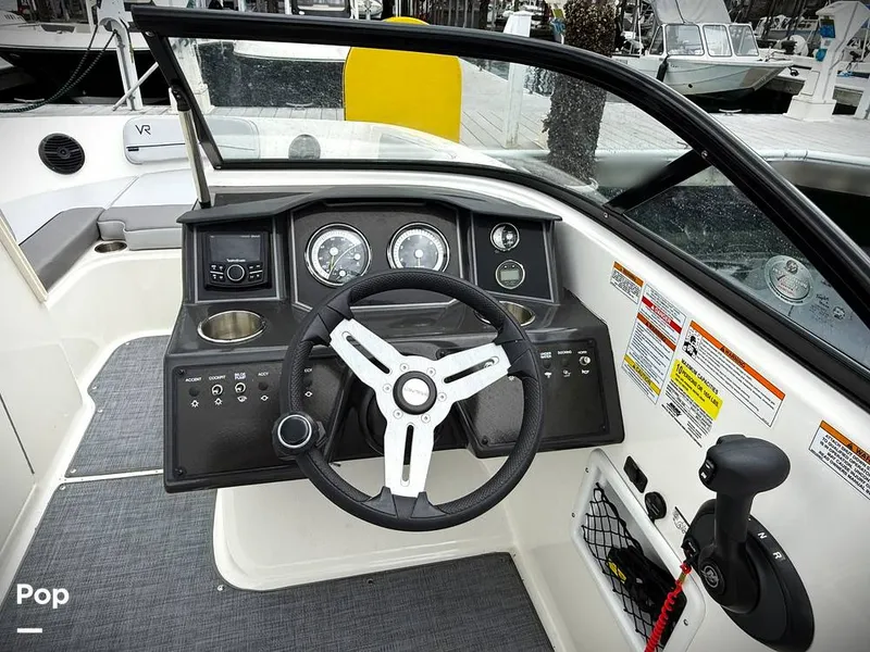 Slide: The Image of Bayliner VR6 2023 - 16705907