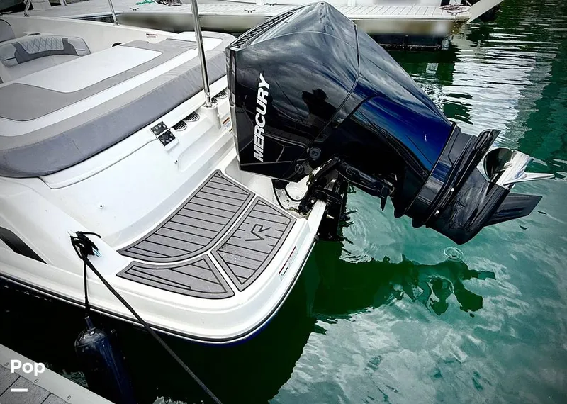 Slide: The Image of Bayliner VR6 2023 - 16705919