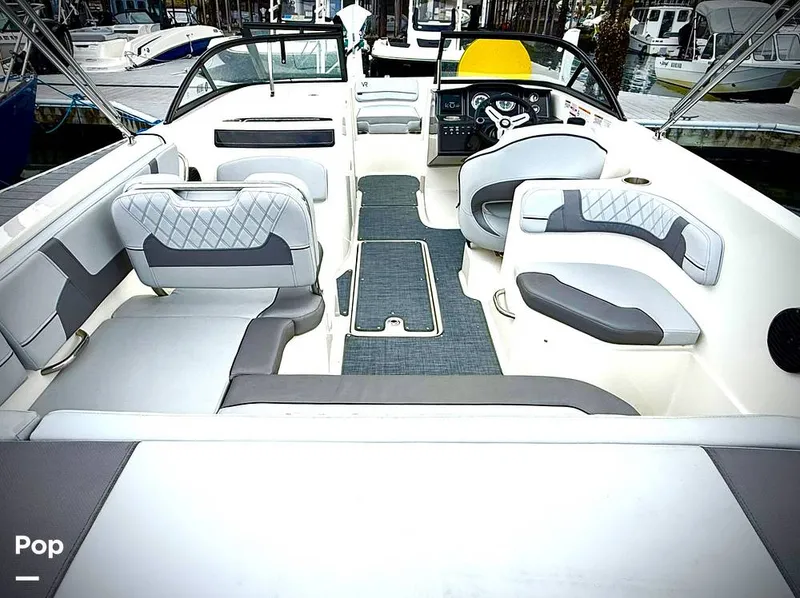 Slide: The Image of Bayliner VR6 2023 - 16705866