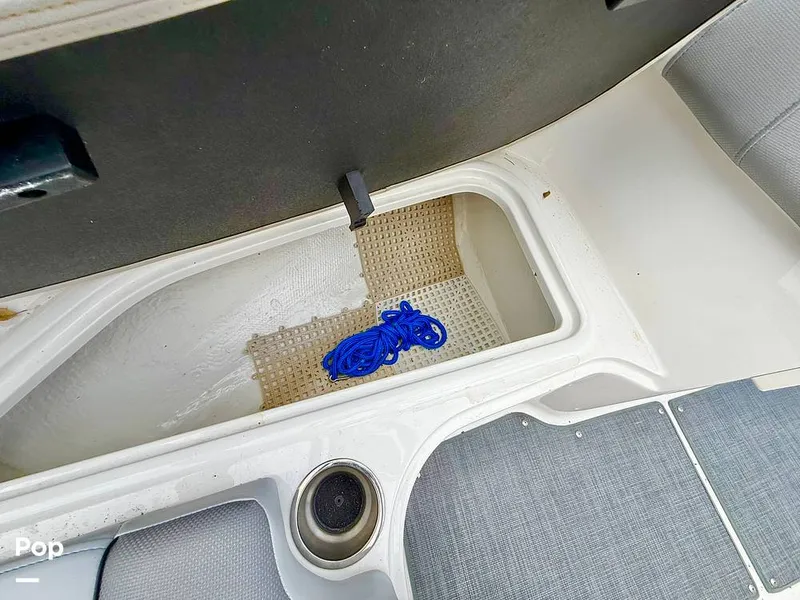 Slide: The Image of Bayliner VR6 2023 - 16705917